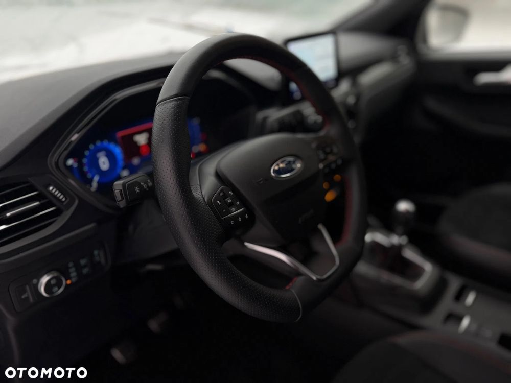 Ford Kuga 2.0 EcoBlue Hybrid ST-LINE - 20