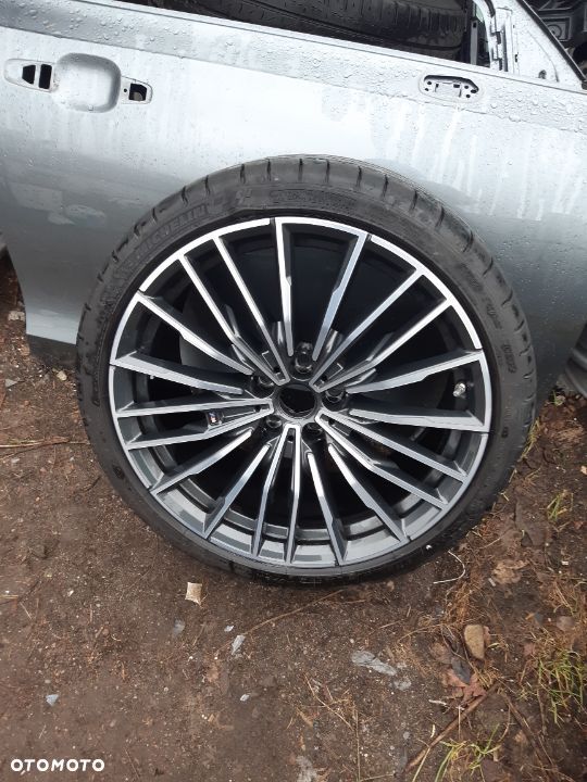 Felga aluminiowa BMW 8 G14 G15 G16 20 Cali 9Jx20 ET 41 8072026 Wzór 729 M M-Pakiet M Power - 2