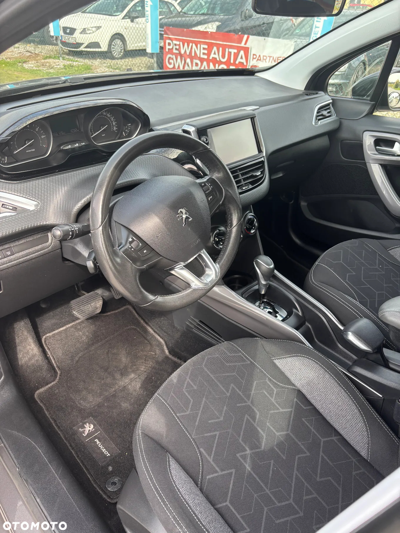 Peugeot 2008 1.2 Pure Tech Active S&S EAT6 - 15