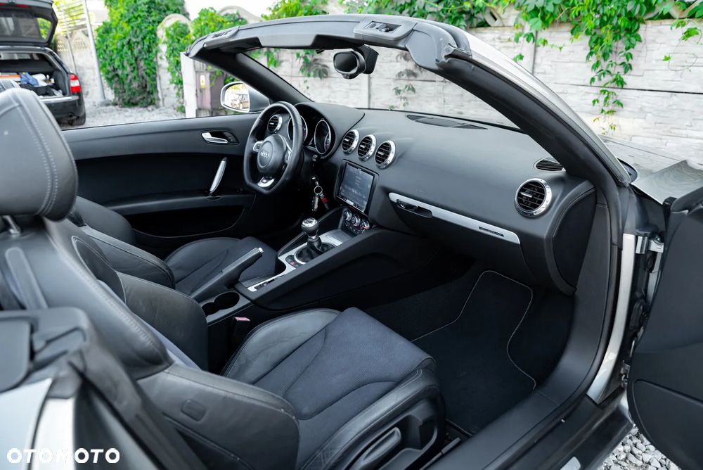 Audi TT Roadster 3.2 quattro - 24