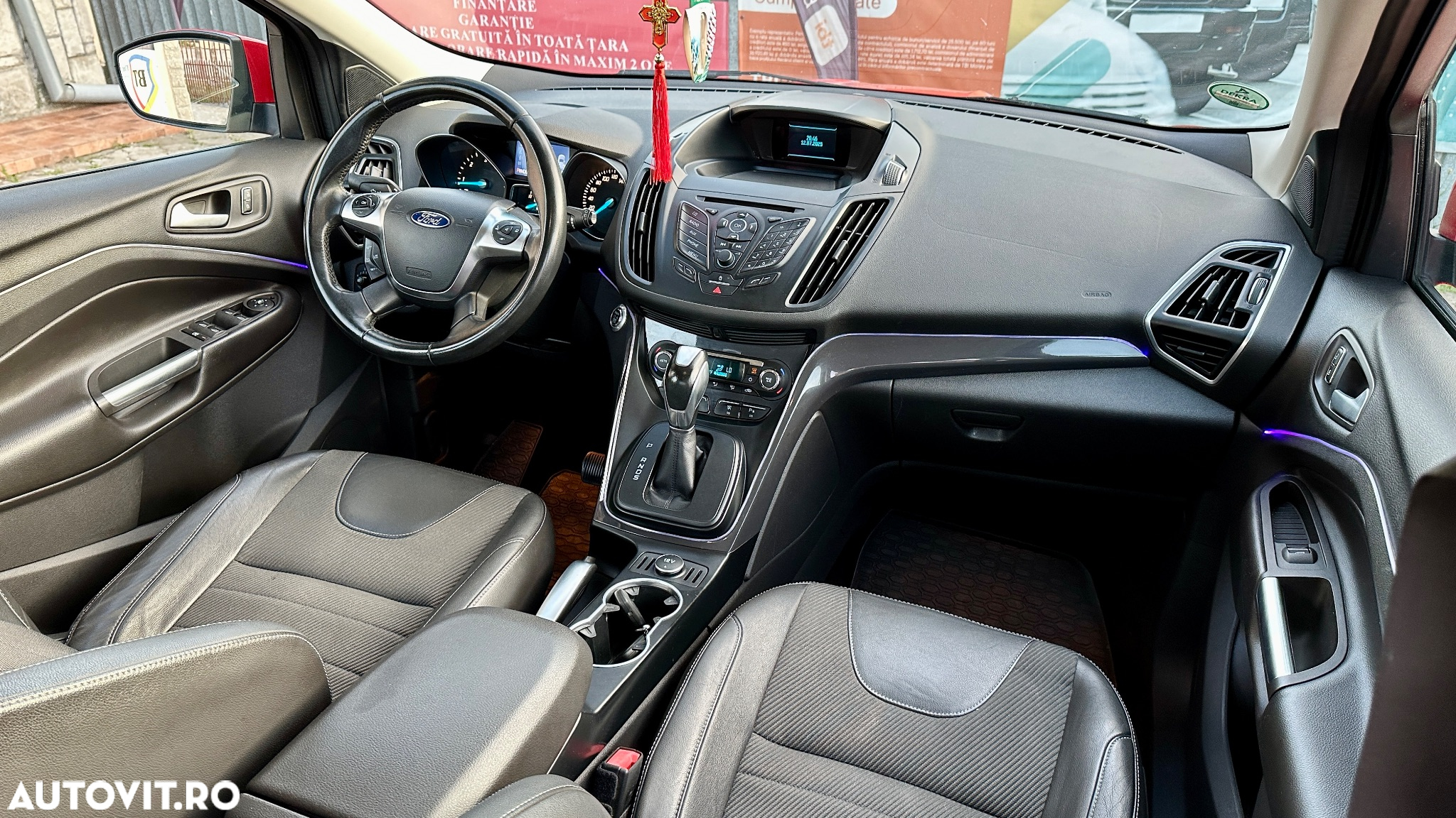 Ford Kuga - 5