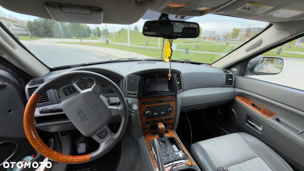 Jeep Grand Cherokee - 6