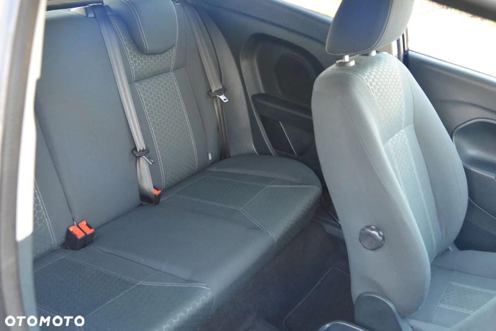 Ford Fiesta 1.25 Titanium EU5 - 13