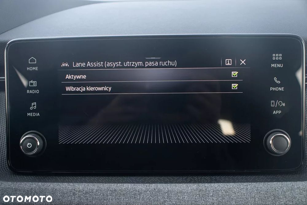 Skoda Kamiq 1.5 TSI Selection DSG - 37