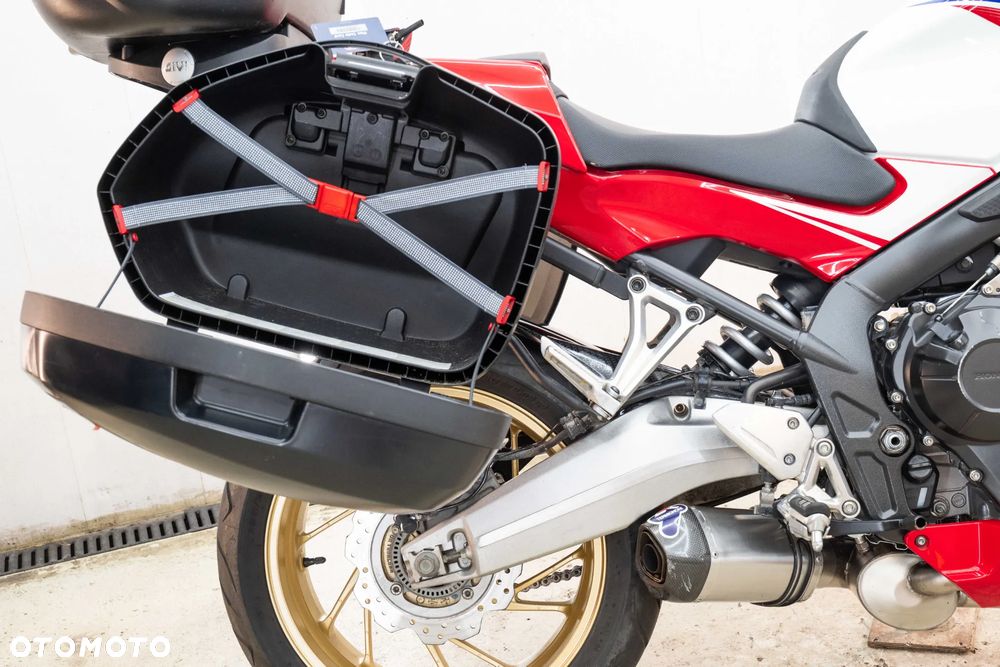 Honda CB - 17