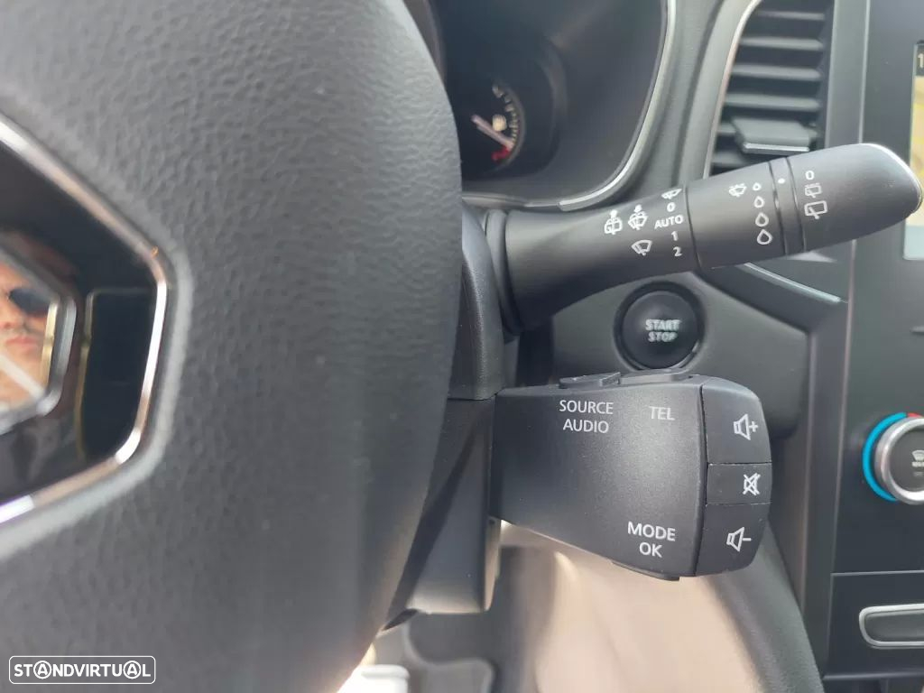 Renault Mégane Sport Tourer 1.5 Blue dCi Limited C/PM+Pneu - 8