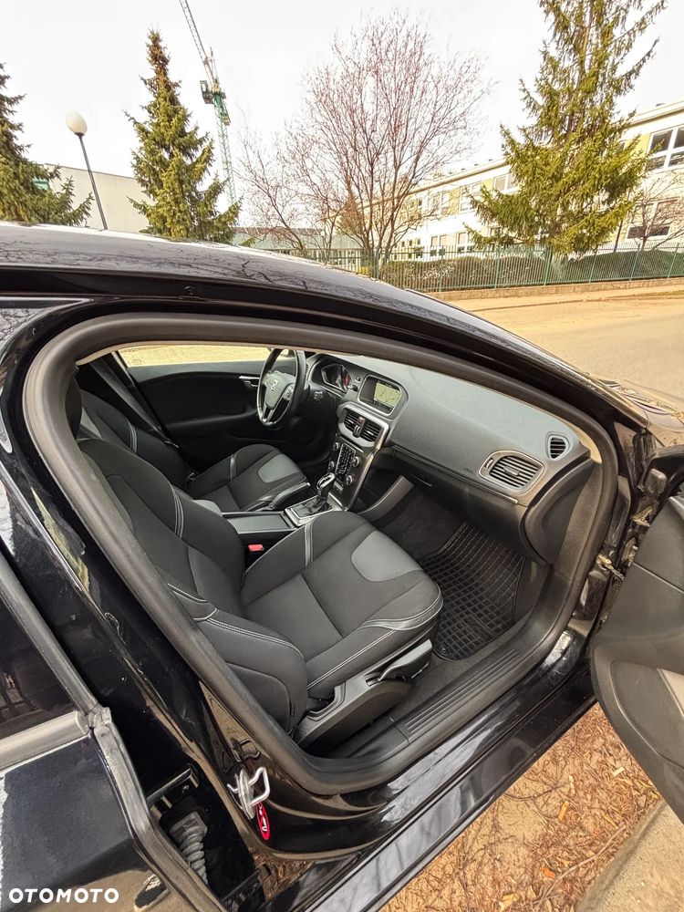 Volvo V40 D3 Geartronic Summum - 26