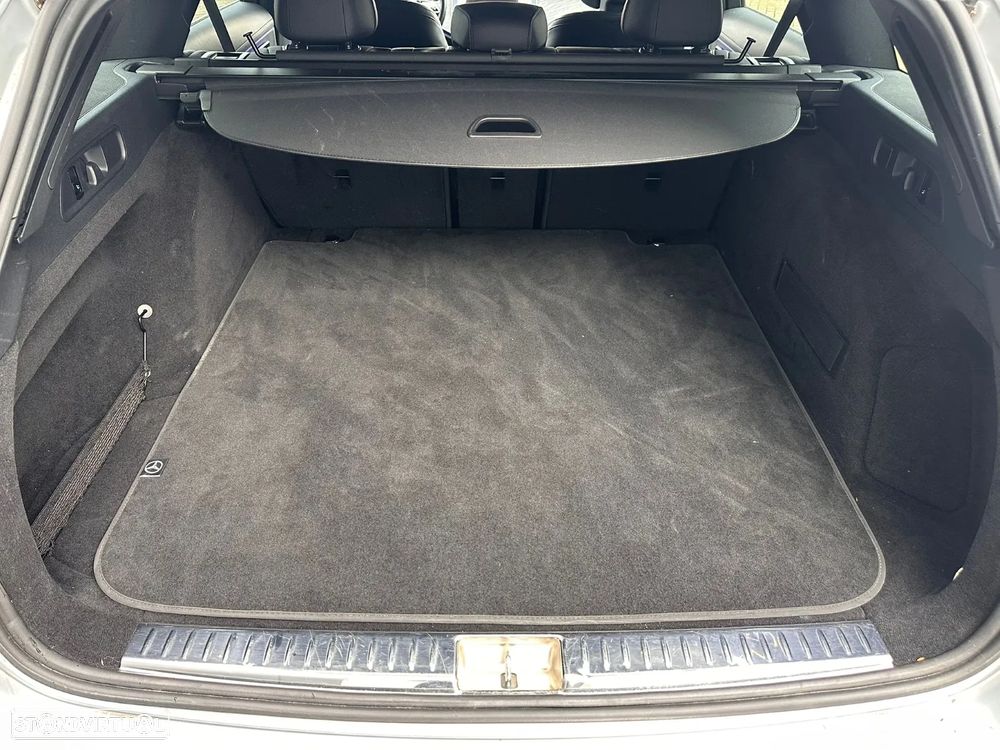 Mercedes-Benz E 220 d 9G-TRONIC Edition AVANTGARDE - 3