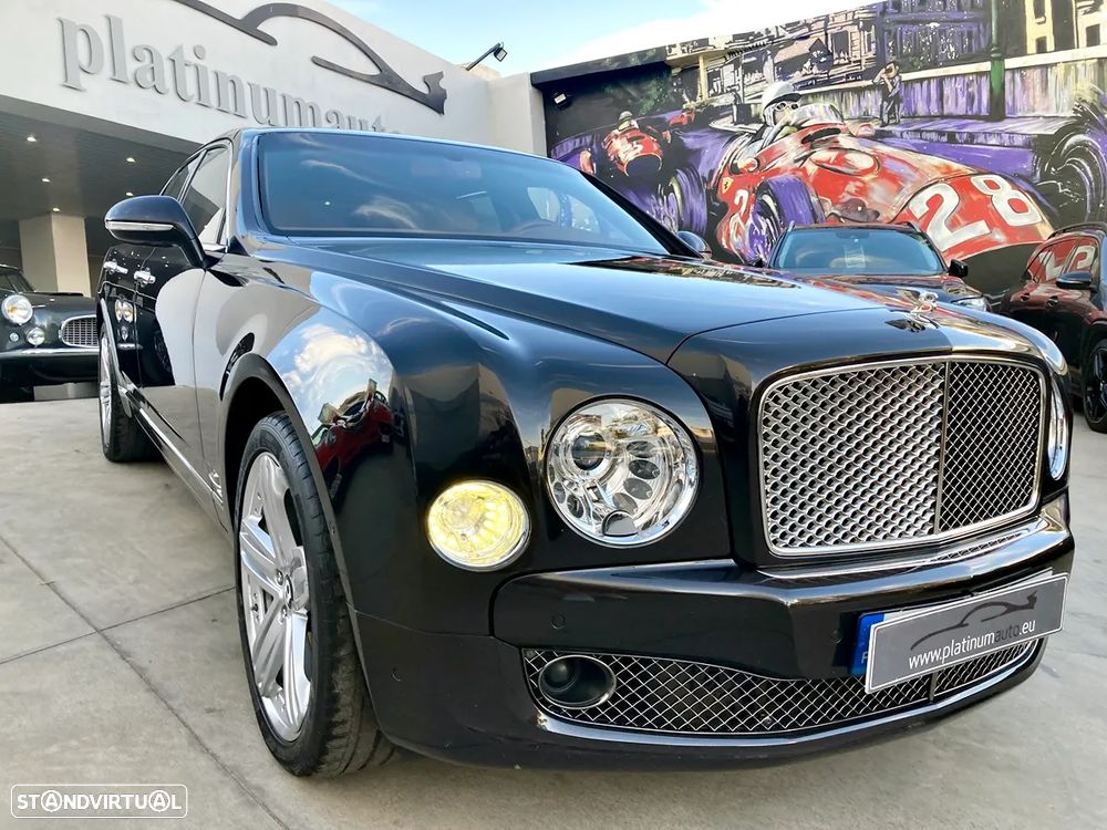 Bentley Mulsanne Standard - 40