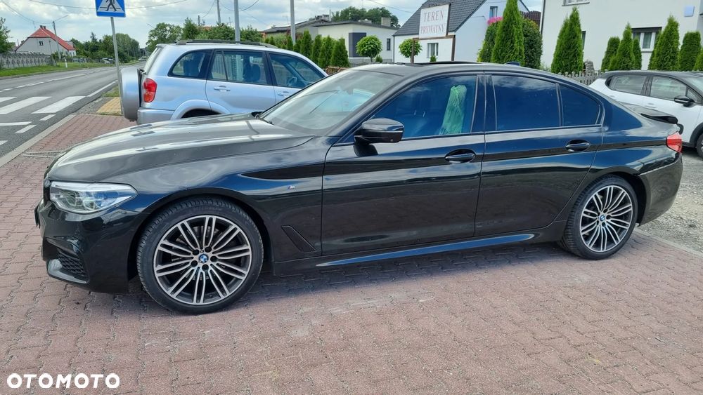 BMW Seria 5 520d xDrive M Sport Edition - 15