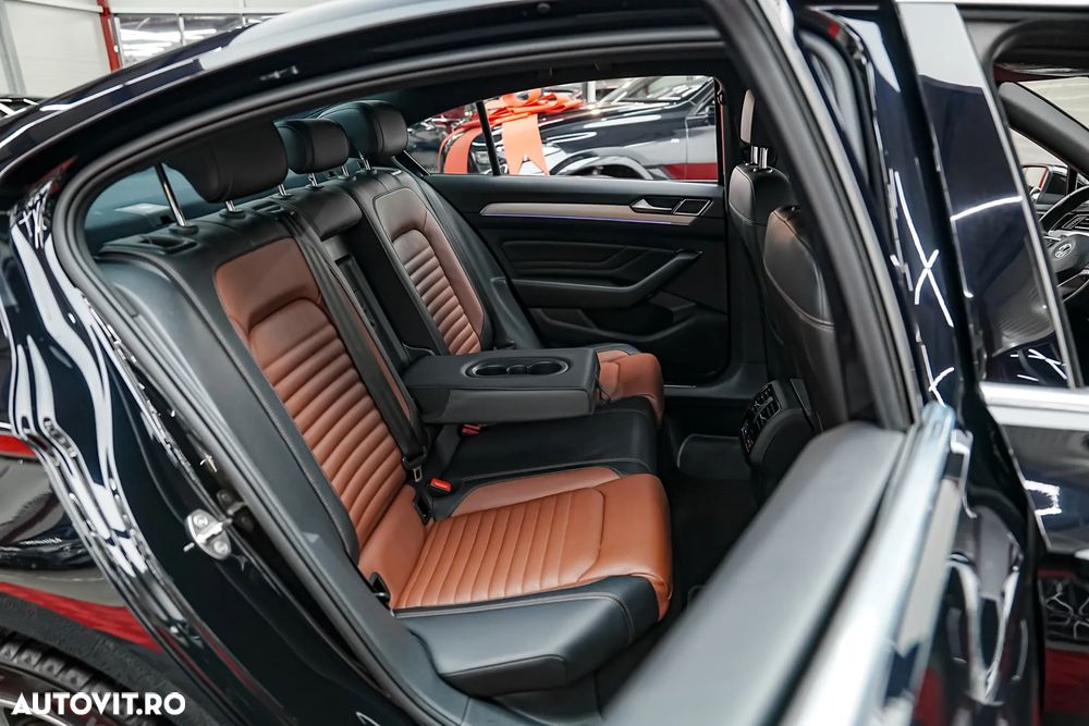 Volkswagen Passat 2.0 TDI DSG R Executive - 12