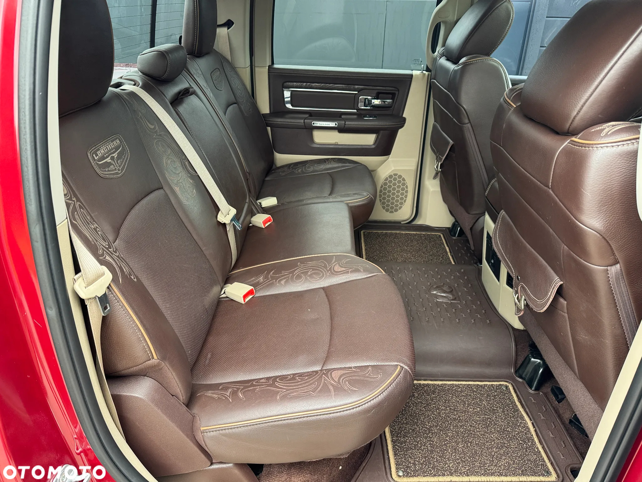 Dodge RAM 1500 5.7 4x4 - 32