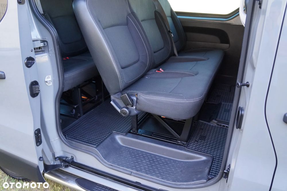 Nissan NV300 - 17
