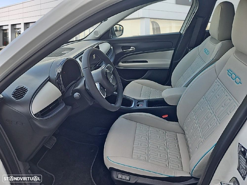 Fiat 600 1.2 Hybrid La Prima - 9