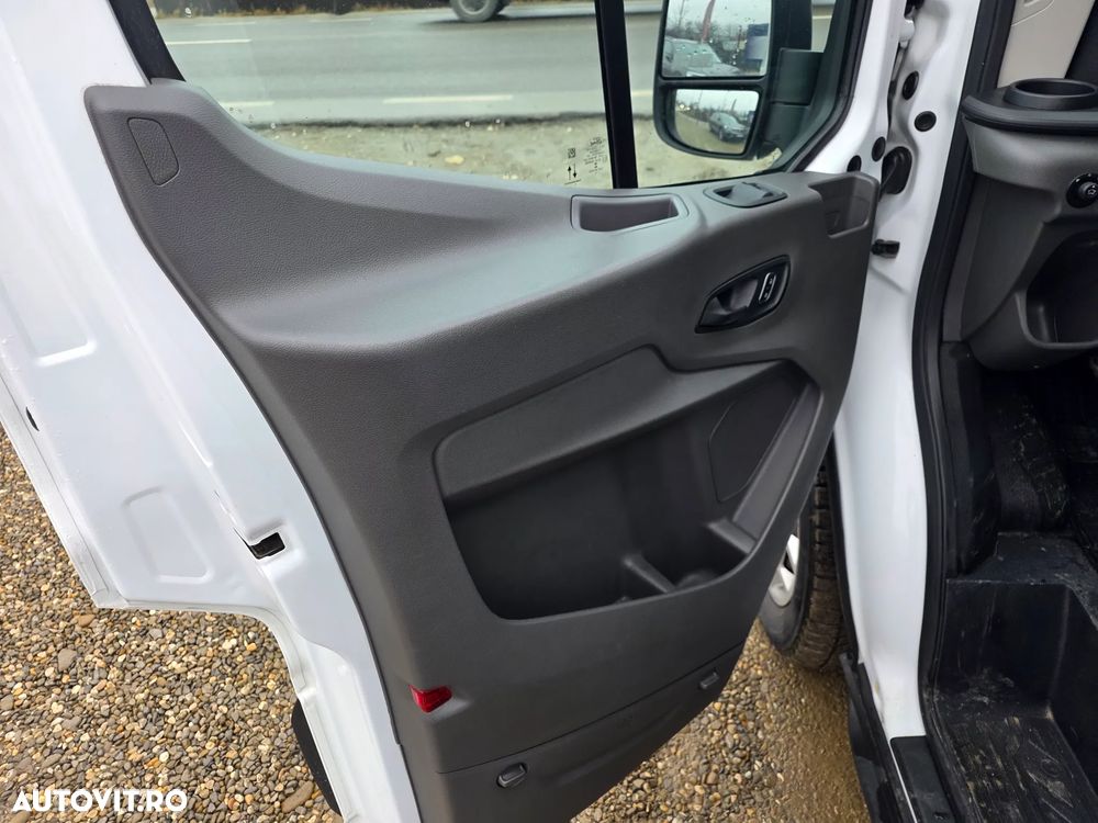 Ford TRANSIT - 13