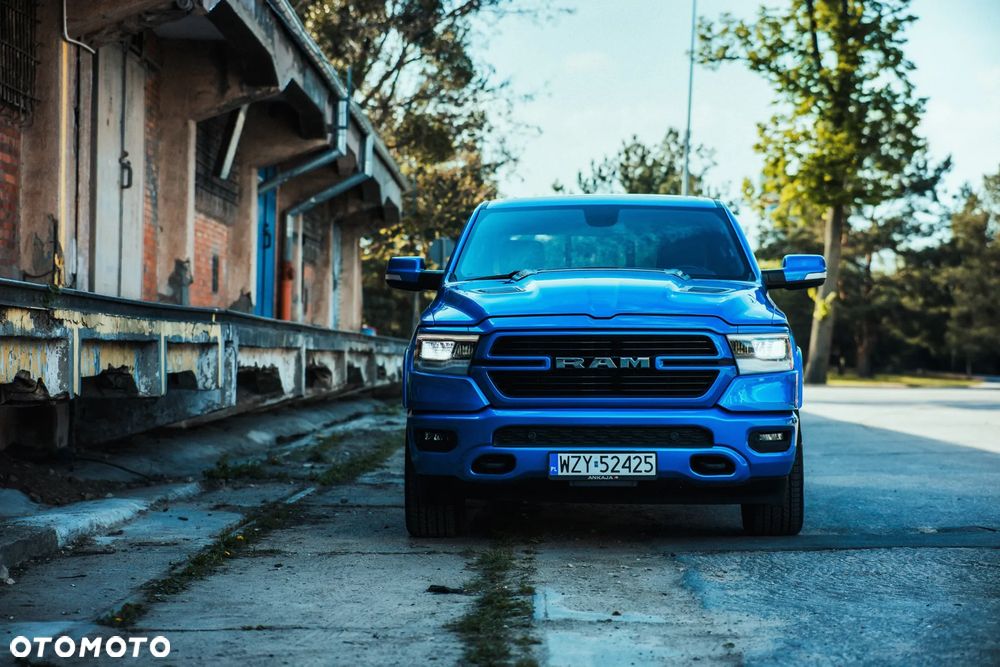 RAM 1500 Crew Cab Laramie - 21