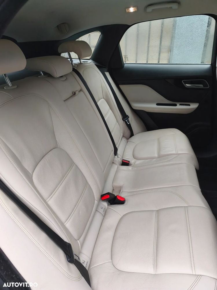 Jaguar F-Pace 20d Aut. Prestige - 13