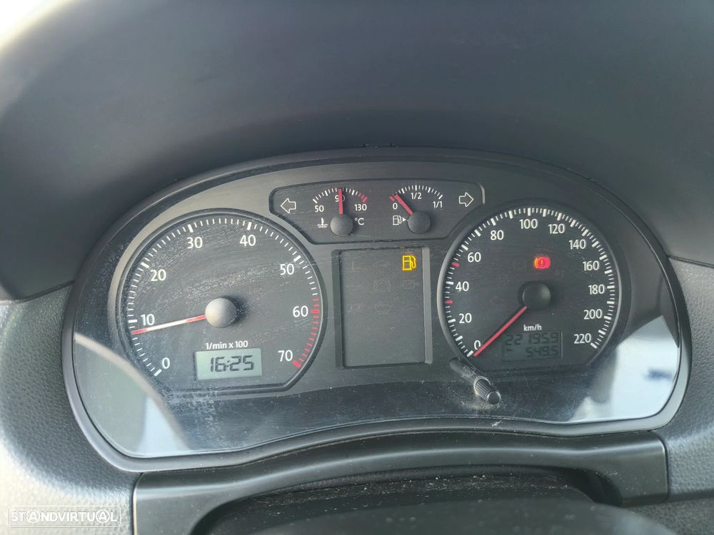 VW Polo 1.2 Live - 12