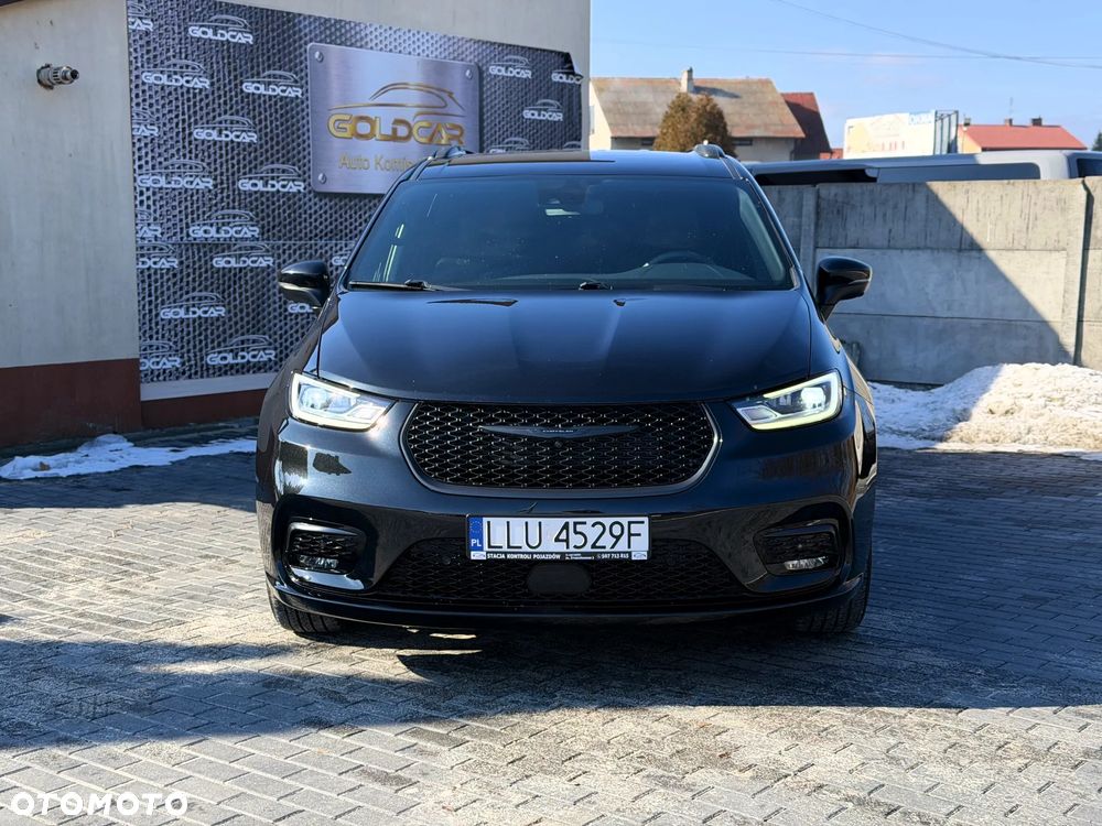 Chrysler Pacifica - 3