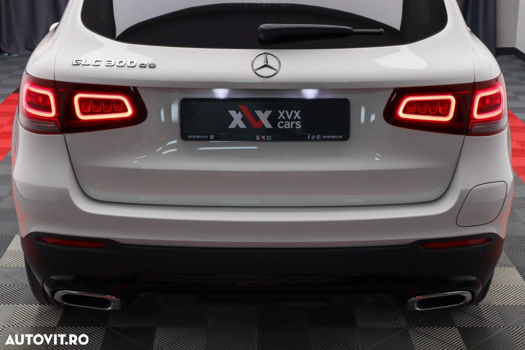 Mercedes-Benz GLC 300 de 4Matic 9G-TRONIC - 17