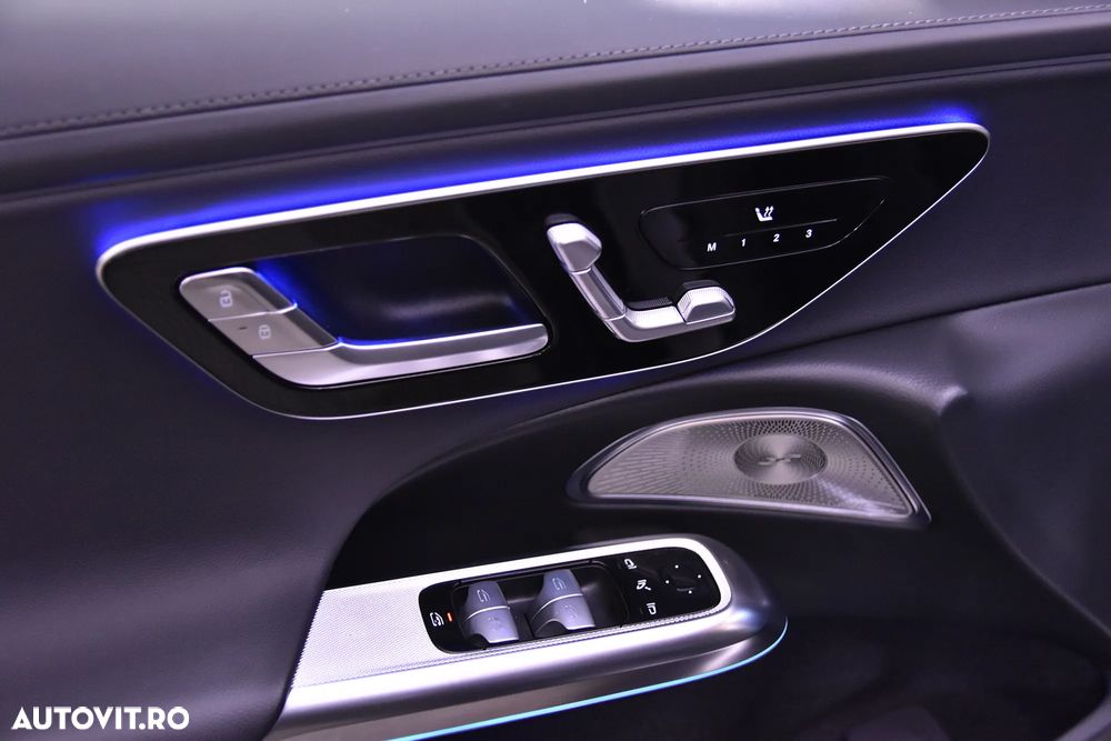 Mercedes-Benz E - 16