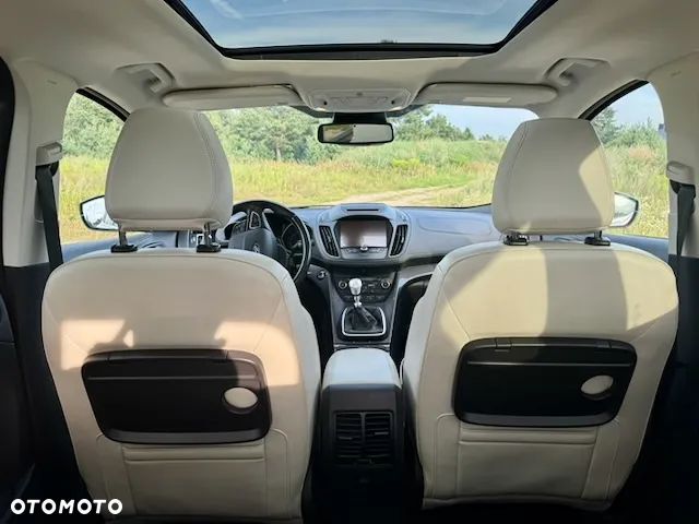Ford Kuga Vignale 2.0 TDCi AWD - 11