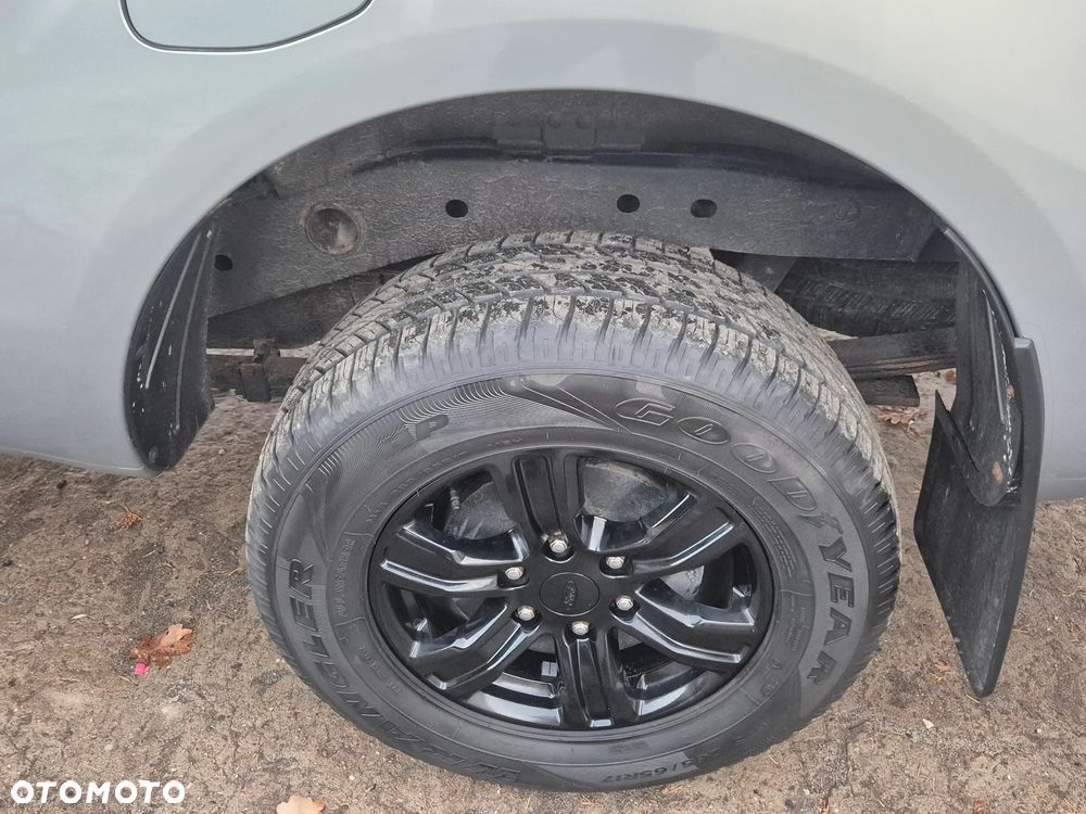 Ford Ranger 2.2 TDCi 4x4 DC XLT - 34