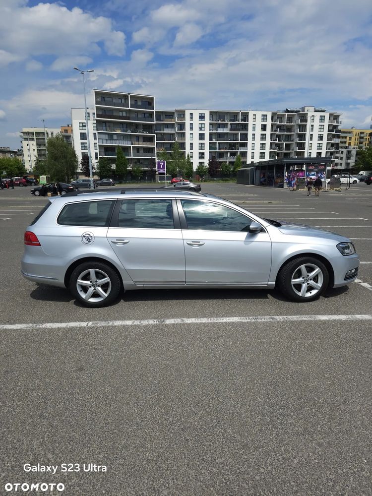 Volkswagen Passat 2.0 TDI Comfortline DSG - 6