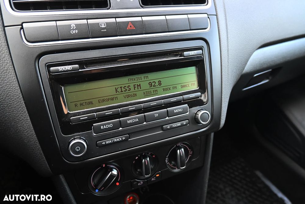 Volkswagen Polo 1.2 TSI Highline - 32