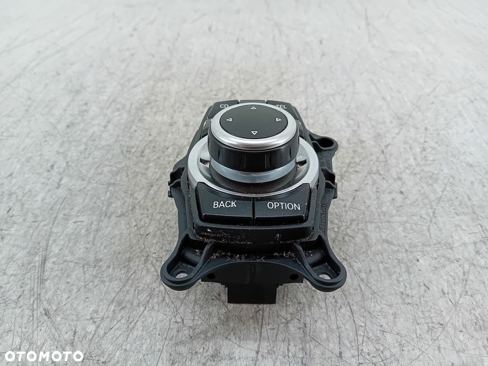 PANEL STEROWANIA RADIA BMW E90 924943901 - 5