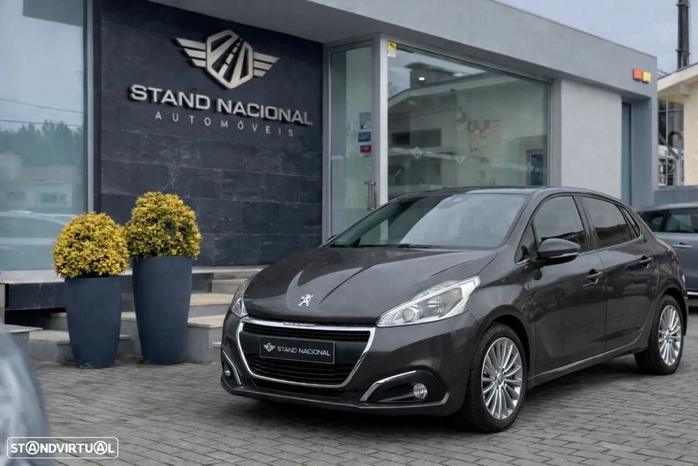 Peugeot 208 1.2 PureTech Style - 5