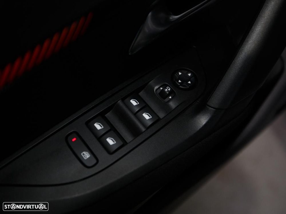 Peugeot 2008 1.5 BlueHDi Active Pack - 17