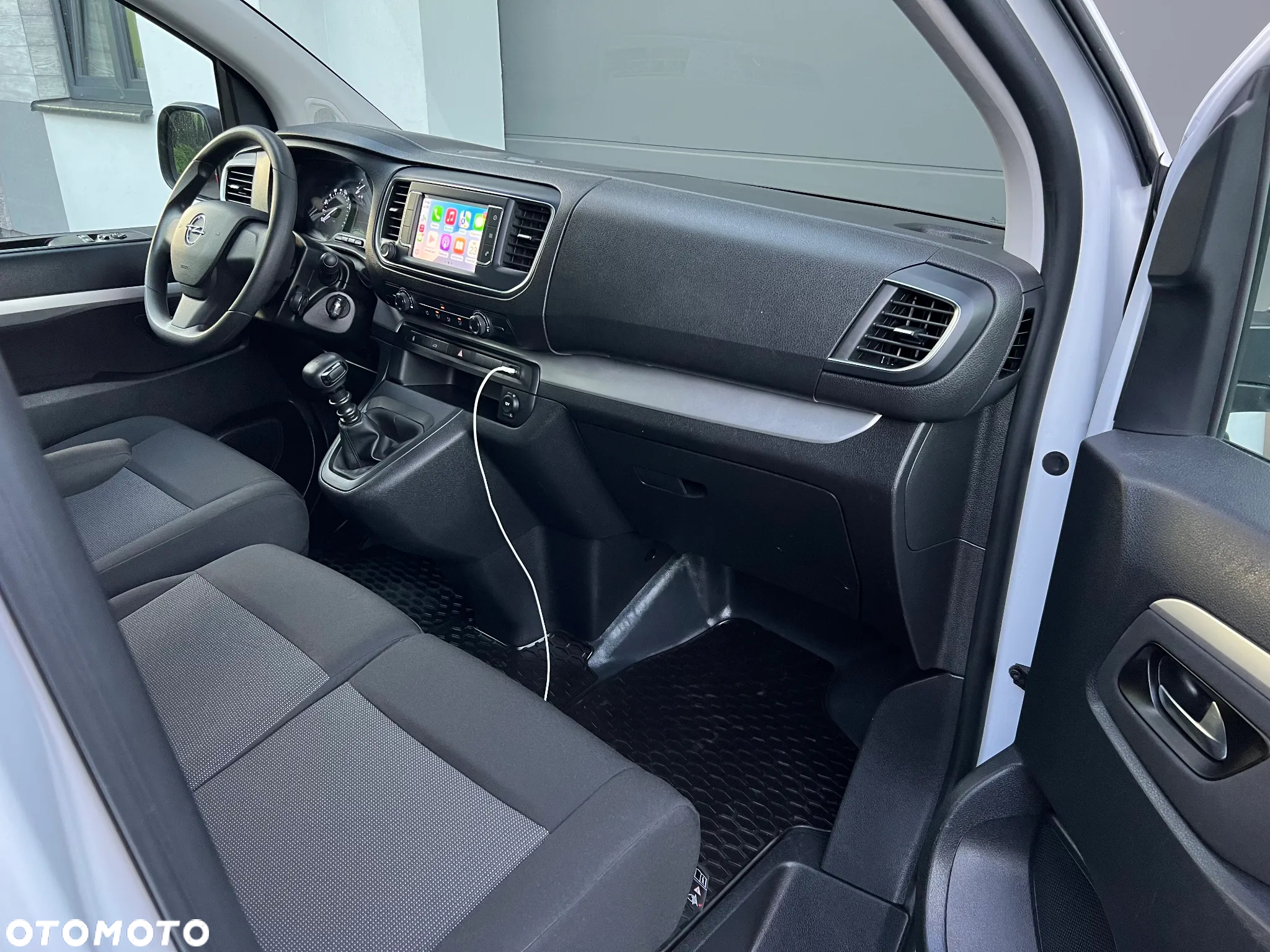 Opel Vivaro - 12