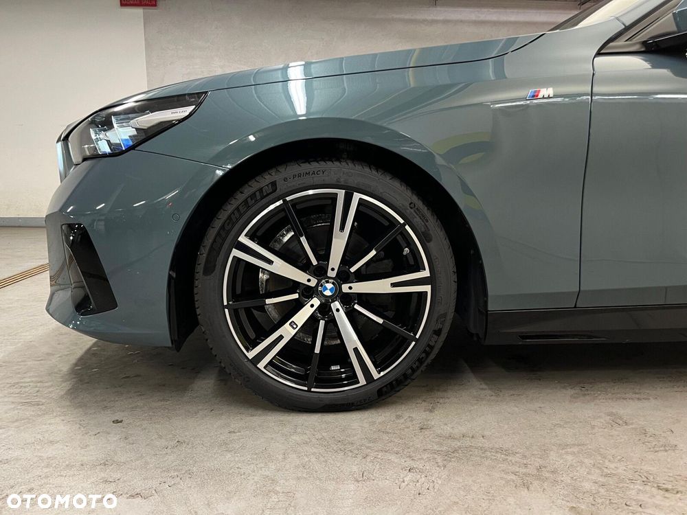 BMW Seria 5 520d xDrive mHEV M Sport - 16
