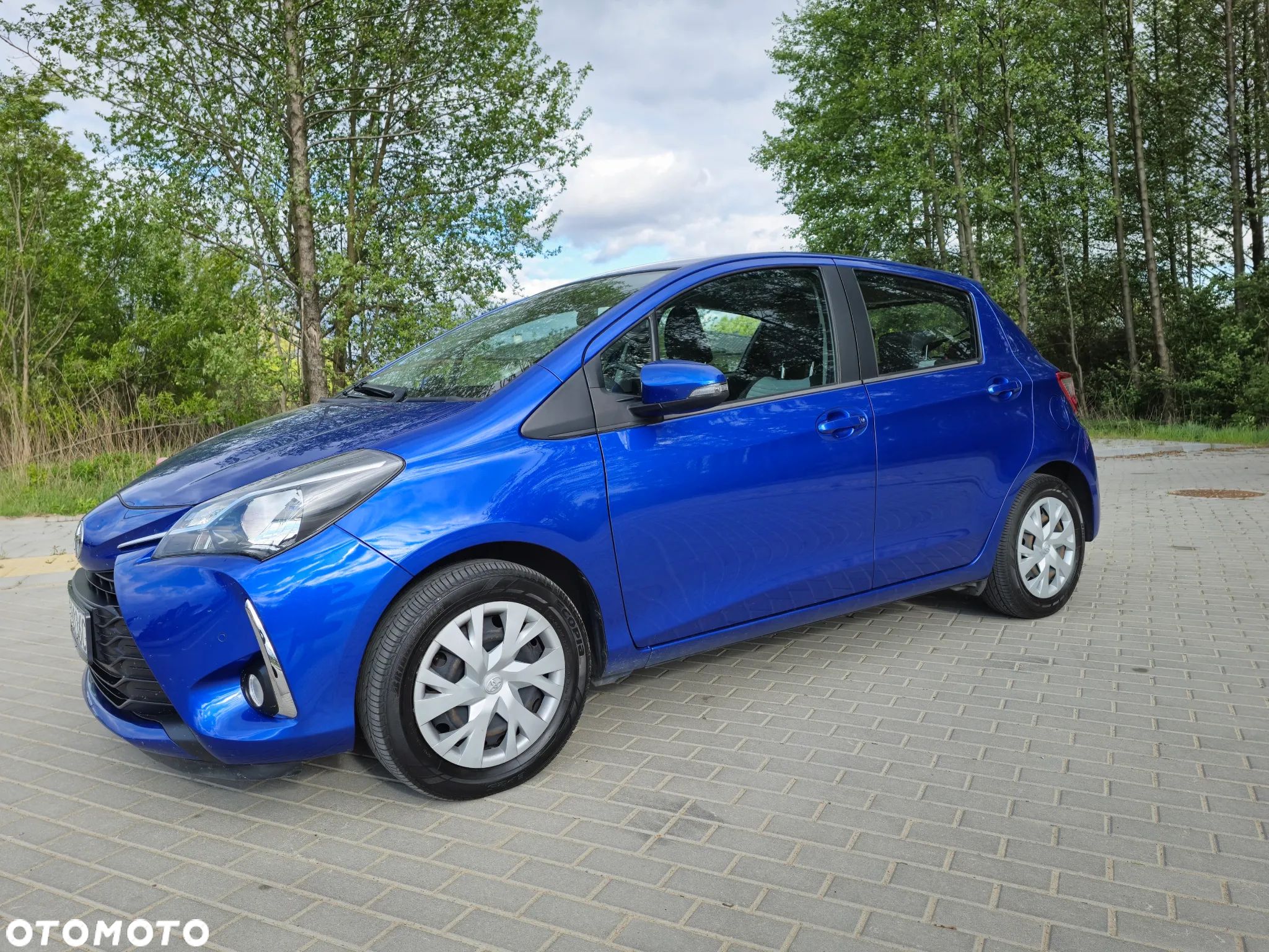 Toyota Yaris 1.5 Premium - 1