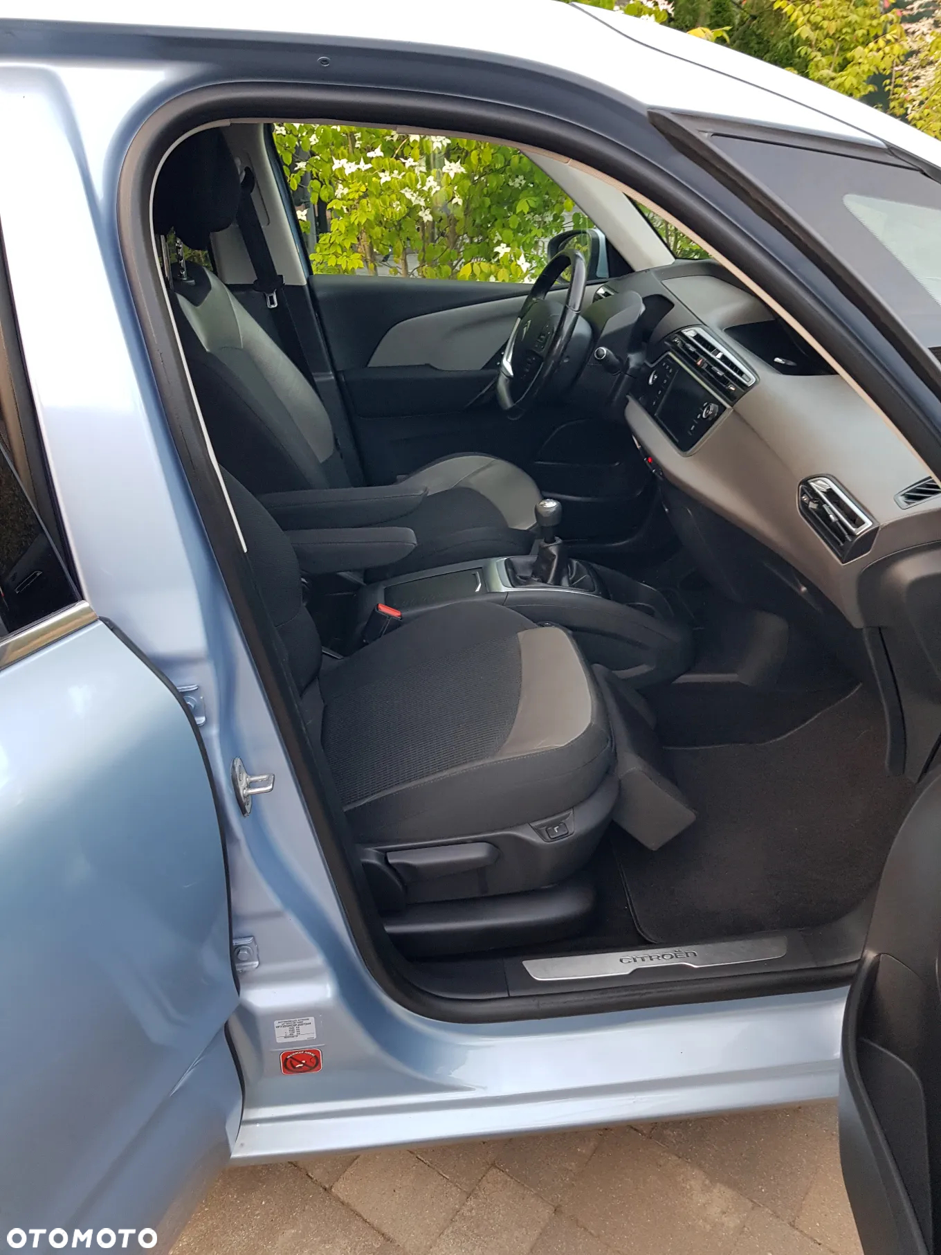 Citroën C4 Picasso 1.6 e-HDi Exclusive - 16