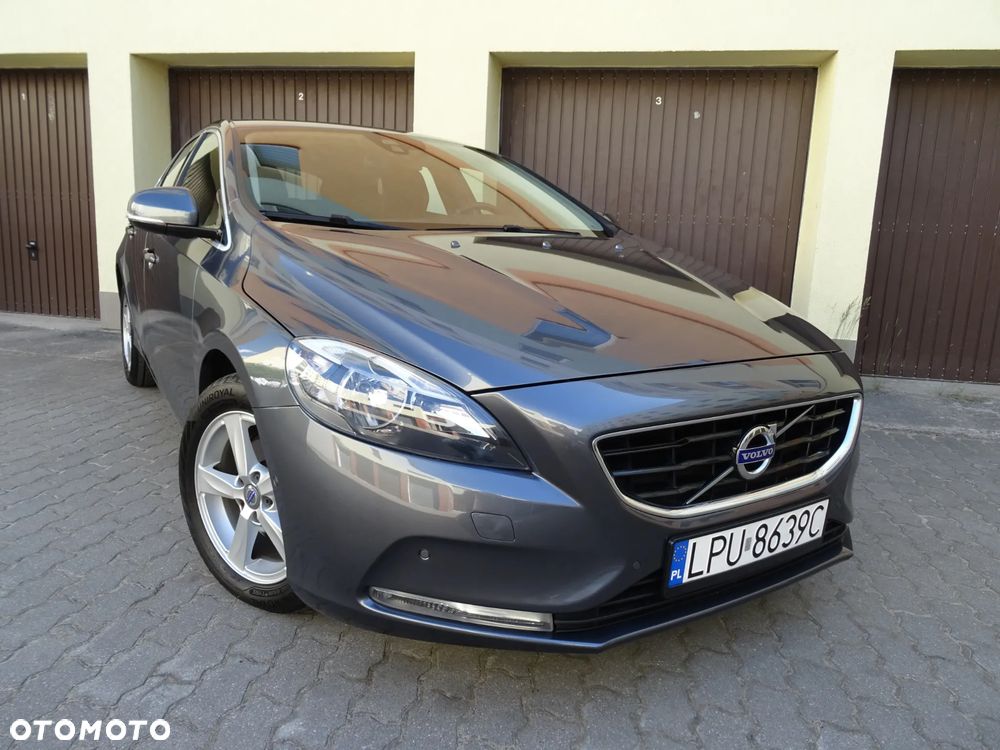 Volvo V40 D2 Momentum - 21