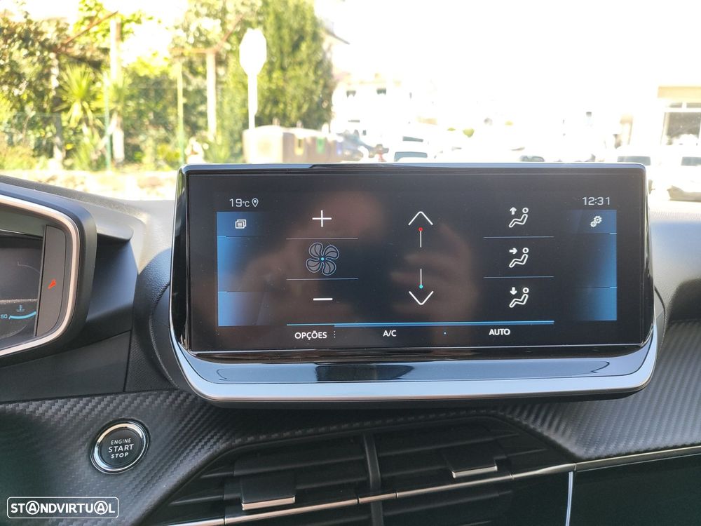Peugeot 2008 1.5 BlueHDi Allure Pack - 18