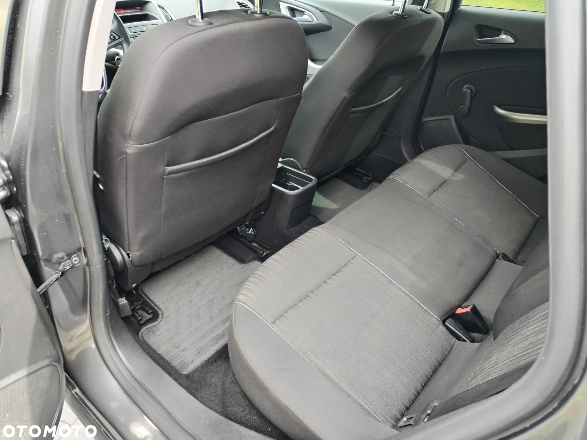 Opel Astra - 35