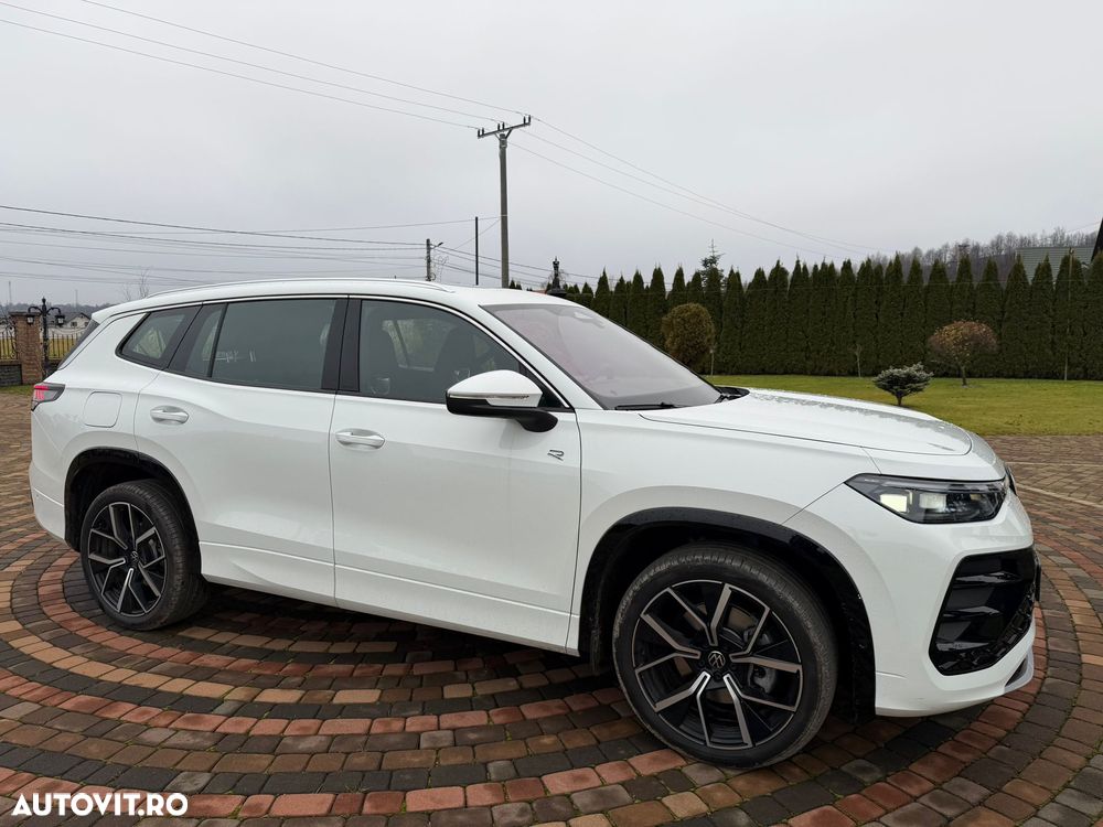 Volkswagen Tayron 2.0 TDI SCR 4MOTION DSG R-Line - 6