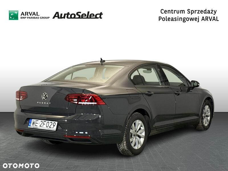 Volkswagen Passat - 6