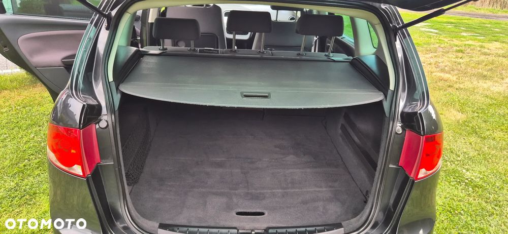 Seat Altea XL XL1.6 Reference - 29
