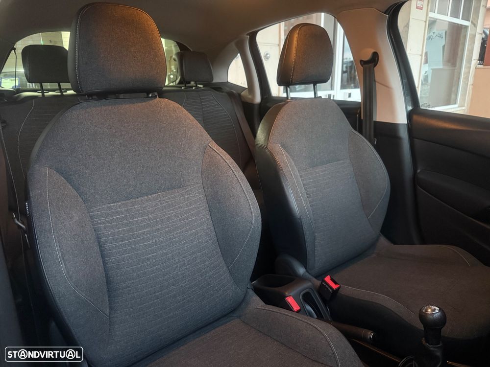 Citroën C3 1.6 BlueHDi Exclusive - 38