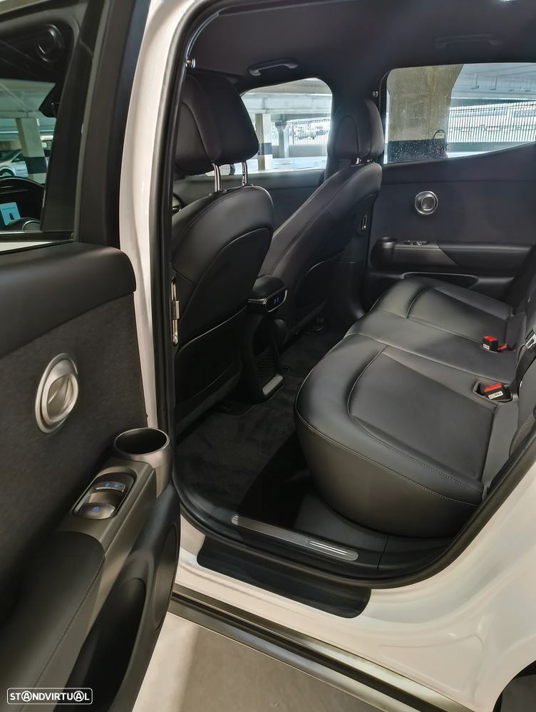 Genesis GV60 - 28