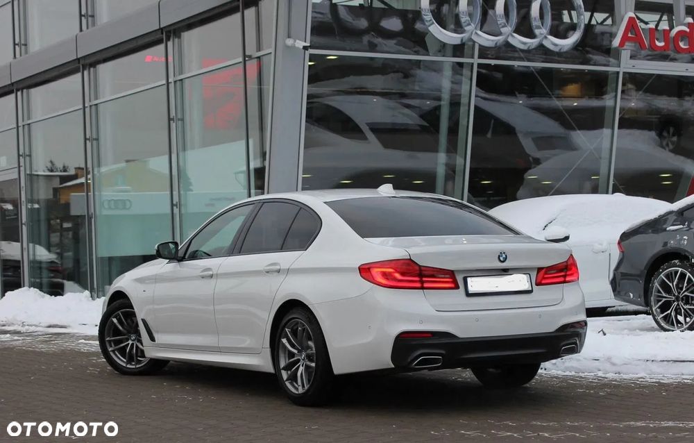 BMW Seria 5 520d xDrive M Sport sport - 1