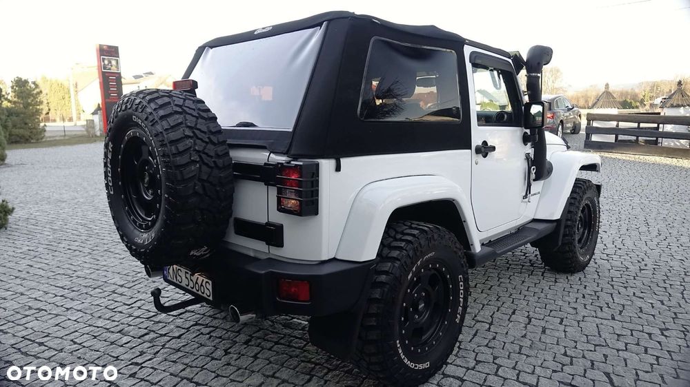 Jeep Wrangler - 15