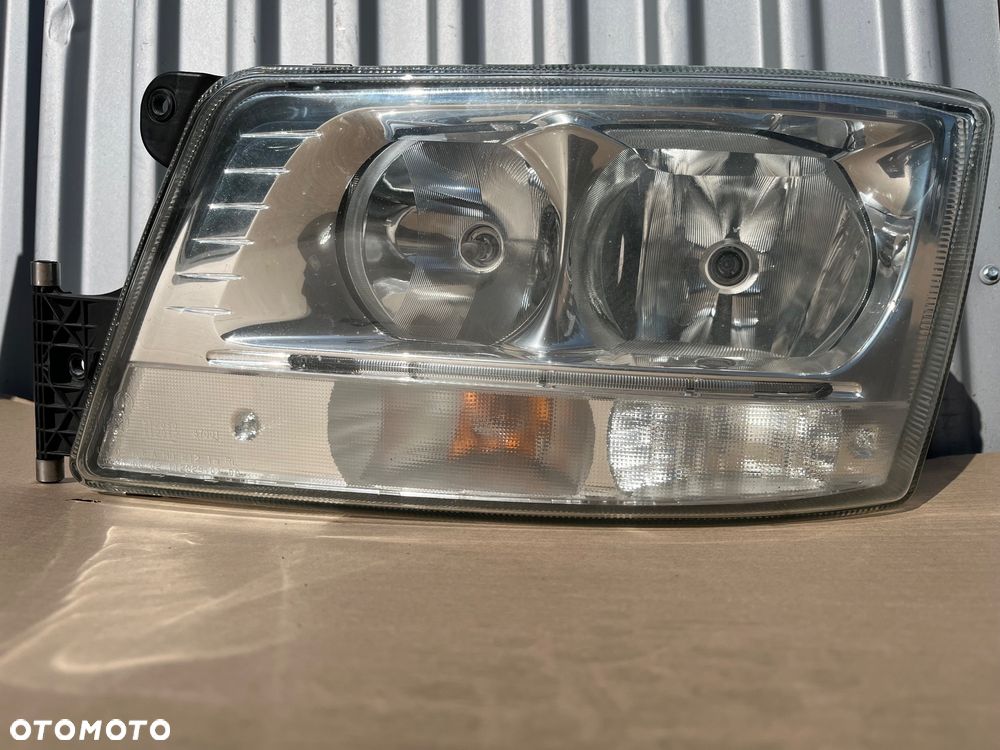 Lampa MAN TGX TGS euro 6 lift reflektor lewy - 1