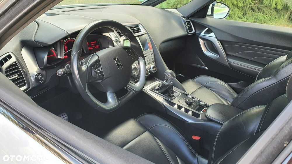 Citroën DS5 BlueHDi 150 Business Class - 12