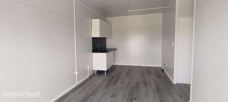 Casa pré fabricada em painel sanduiche - Grande imagem: 3/3