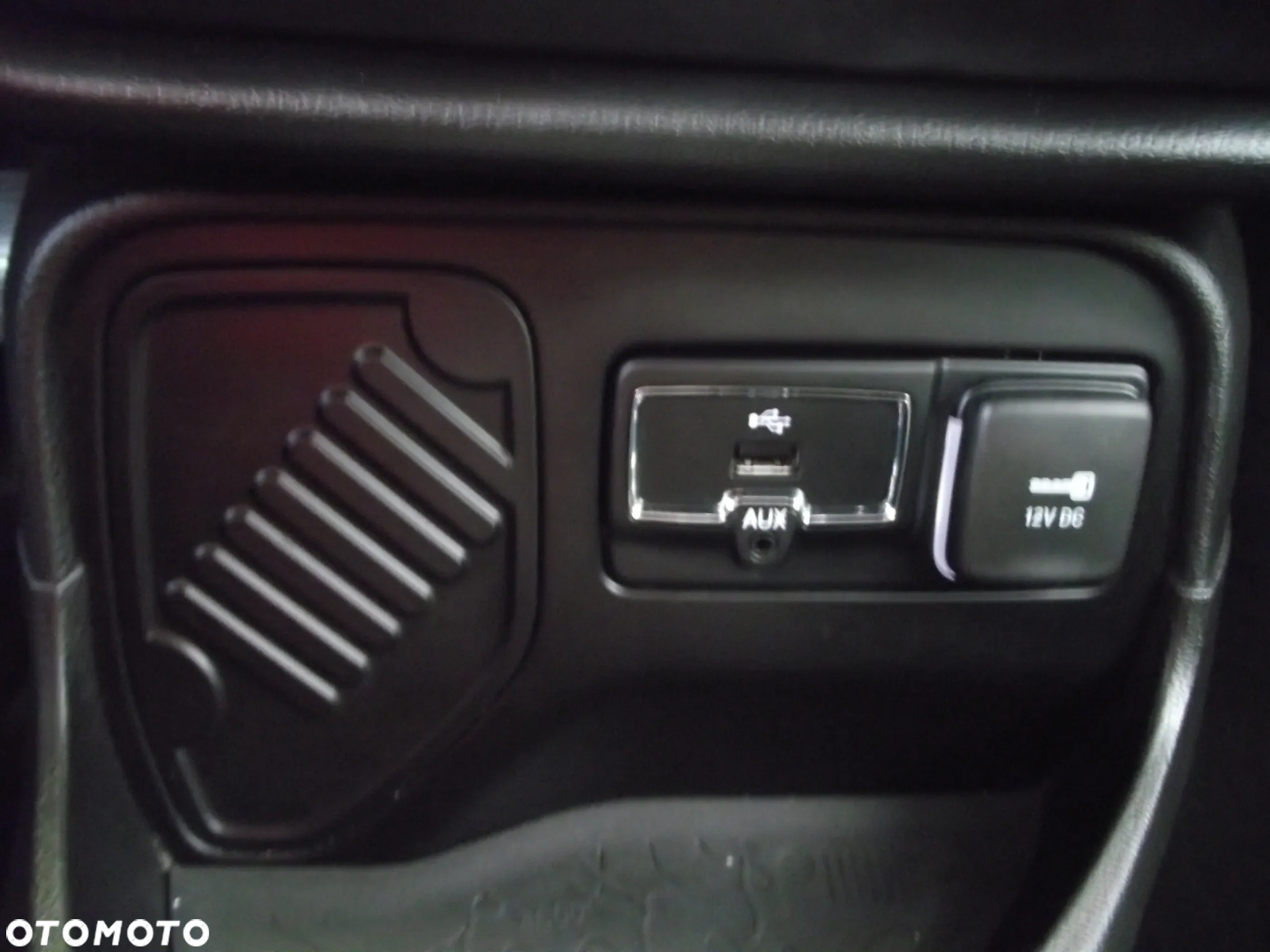 Jeep Renegade 1.6 E-TorQ Sport FWD - 29